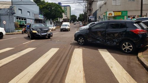 Acidente de trânsito é registrado na Rua Erechim