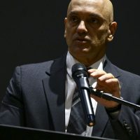 Moraes garante direito ao silêncio a coronel da PM em depoimento à CPI