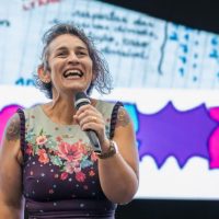 Caderninho de Matemática criado por professora do Paraná facilita a vida de alunos de todo o Brasil