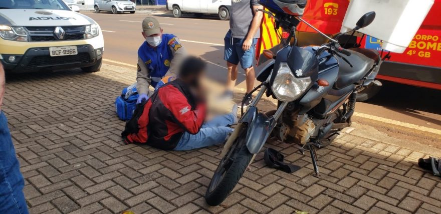 Motociclista fica ferido em acidente de trânsito na rua Erechim