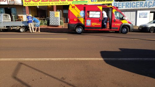 Rapaz tem queimaduras na face após explosão de galão de álcool