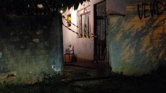 Homem morre enforcado no Santa Felicidade; polícia investiga possível homicídio