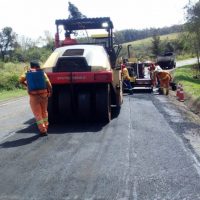 Estado assina contratos de R$ 60 milhões para conservação de 24 rodovias no Oeste