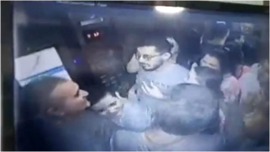 Vídeo: Elevador com 11 pessoas despenca e deixa três feridos