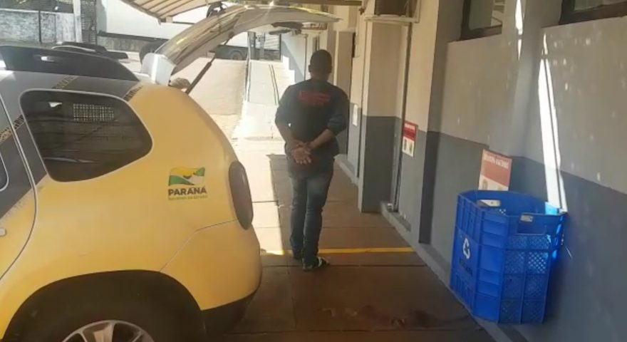 Homem é detido por favorecer uso de entorpecente a menor