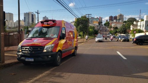 Motociclista fica ferido em colisão com Land Rover no Parque São Paulo