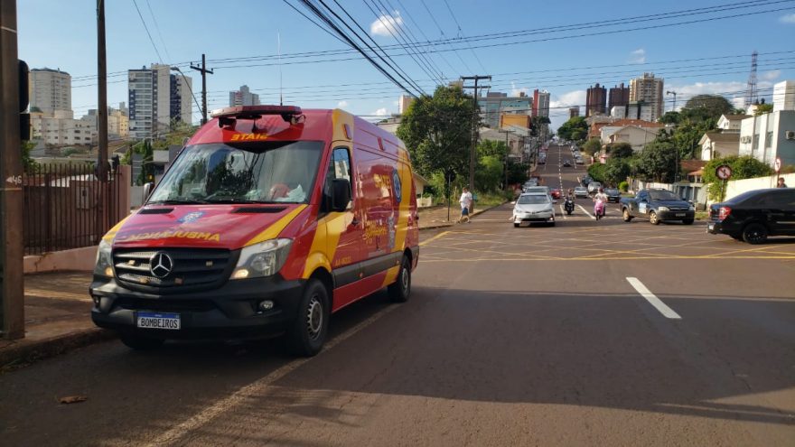 Motociclista fica ferido em colisão com Land Rover no Parque São Paulo