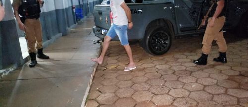 Condutor de Cascavel é detido após ser flagrado fazendo manobras e fugir da Rotam, em Céu Azul