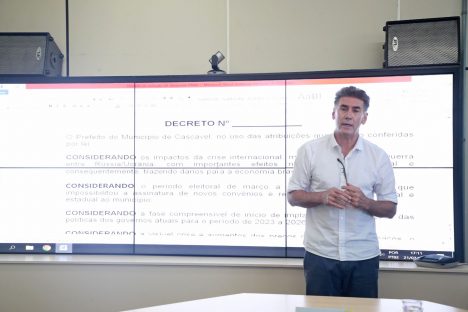 Paranhos anuncia corte de gastos e medidas preventivas para diminuir custos