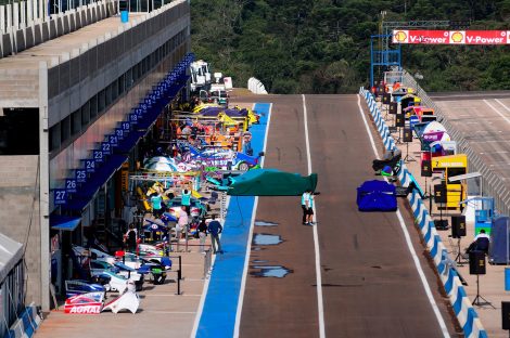 Prefeitura deve gastar mais de R$ 5,5 milhões com a execução de cobertura dos boxes do Autódromo
