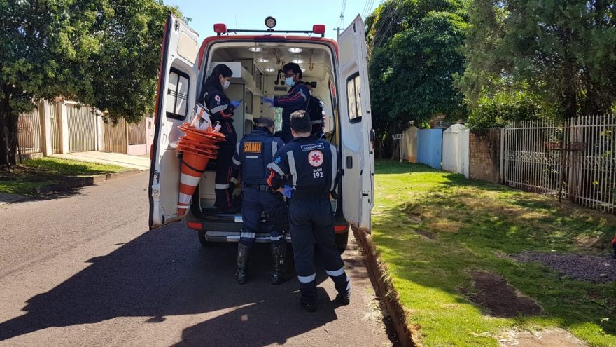 Homem em surto agride a mãe no Bairro Universitário
