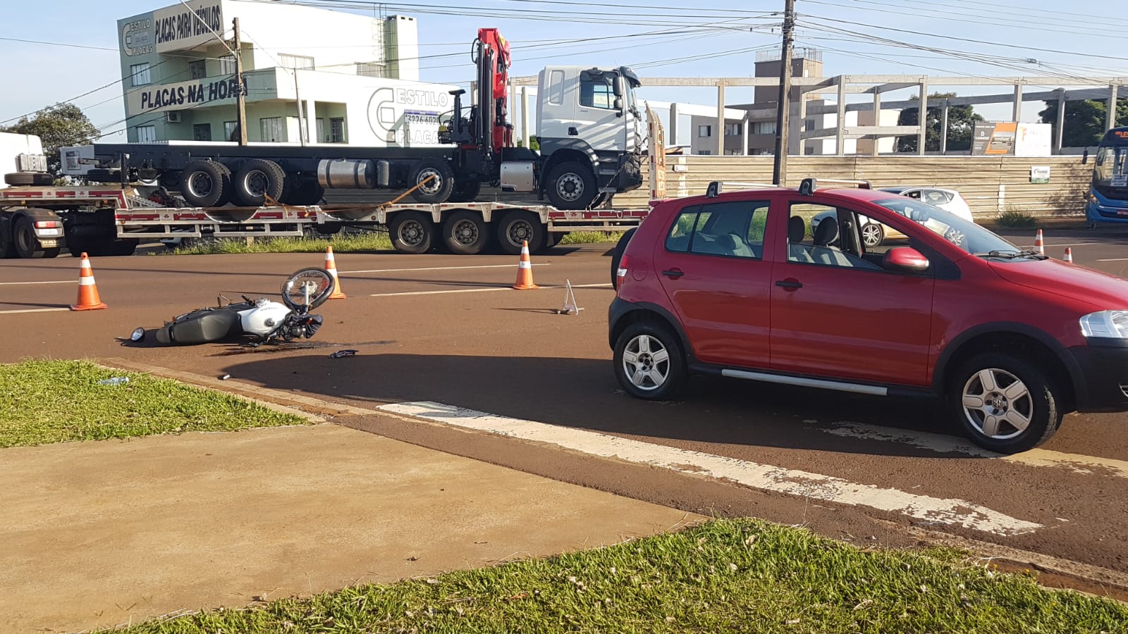 Jovem Se Fere Após Colisão Entre Honda Cg E Crossfox Na Avenida Tancredo Neves Cgn O Maior 1486