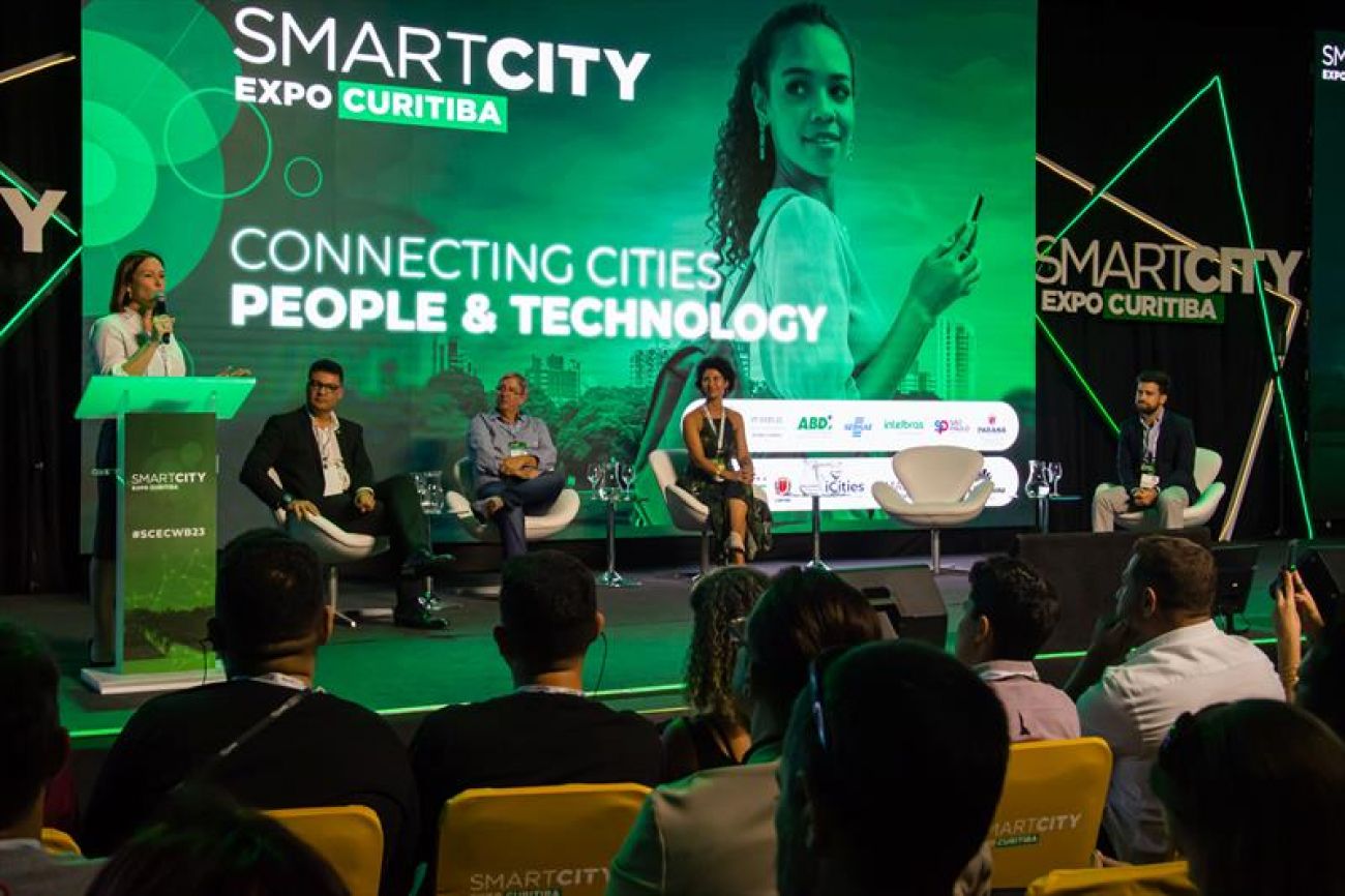 Curitiba já sedia o segundo maior Smart City Expo do mundo e confirma