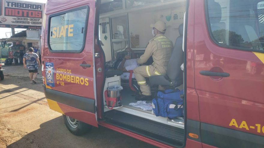 Motociclista fica ferido em acidente de trânsito no Santa Felicidade