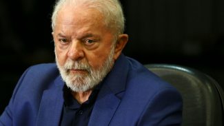 Após ataque com mortes em creche de Blumenau, Lula se solidariza com famílias