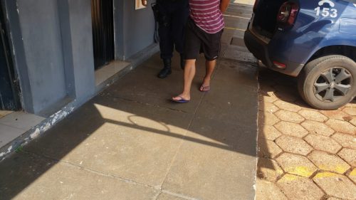 Homem é detido após furtar picanha em supermercado