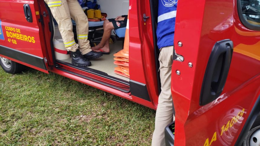 Adolescente sofre corte na cabeça após queda no Ciro Nardi