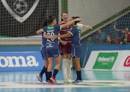 Stein futsal disputa final da Supercopa em casa