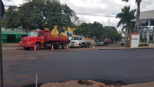 Avenida Piquiri está interditada para obras neste domingo
