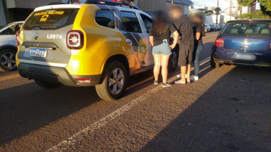 Briga por causa de mesa vazia termina com nariz quebrado e ameaça de retorno com arma de fogo
