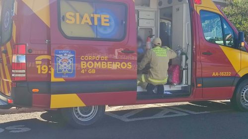 Menina de cinco anos é socorrida após sofrer queda em escola no Santa Felicidade