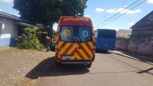 Homem fica ferido ao cair de bicicleta no Santa Felicidade