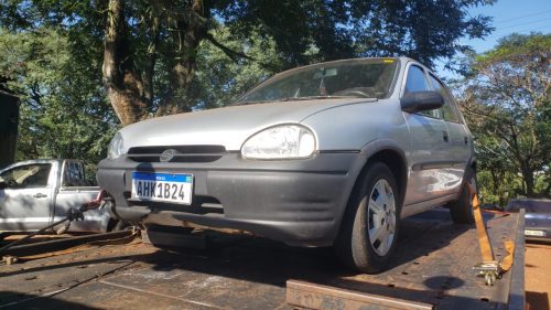 Corsa com alerta de furto é recuperado pela PM