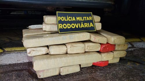 Dupla é detida na PR-488 em Vera Cruz com 22 kg de maconha em táxi vindo do RS