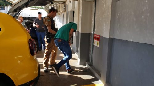 Homem é detido por assalto no Universitário