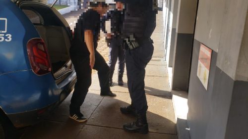 Mulher é presa após furto em supermercado
