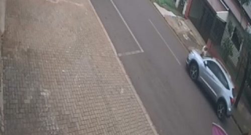 Veja momento em que idosa é atropelada no Universitário