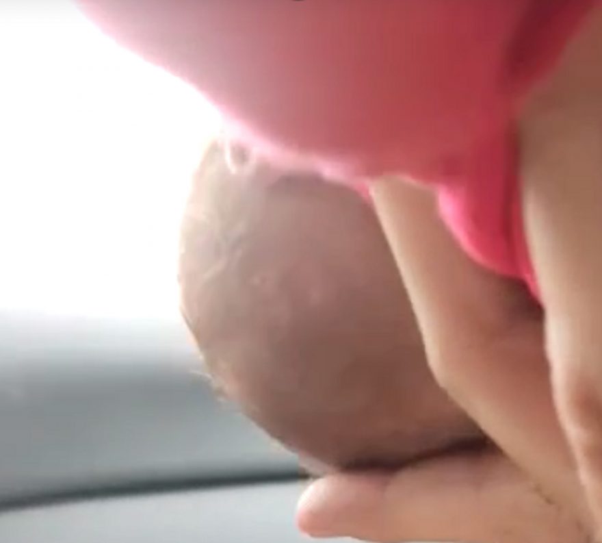 Imagens impressionantes mostram um bebê engasgado sendo salvo por PRF