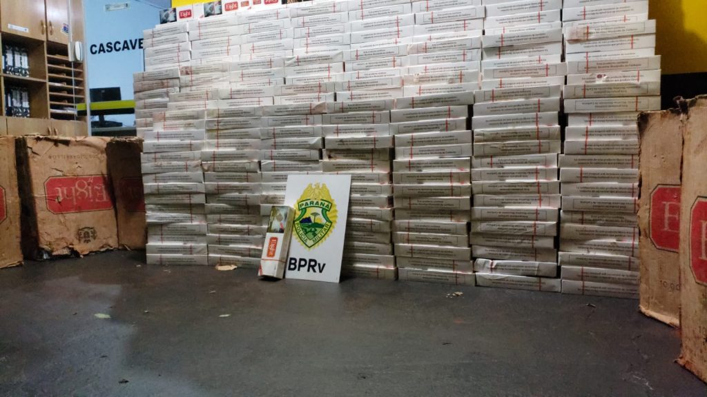 BPRv faz grande apreensão de cigarros durante operação na PR-180