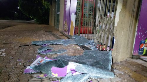 Caminhonete destrói fachada de distribuidora de bebidas no bairro Country
