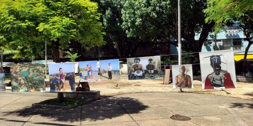 Imagem referente a Fotógrafas mostram obras sobre afeto em praças de três cidades do Rio