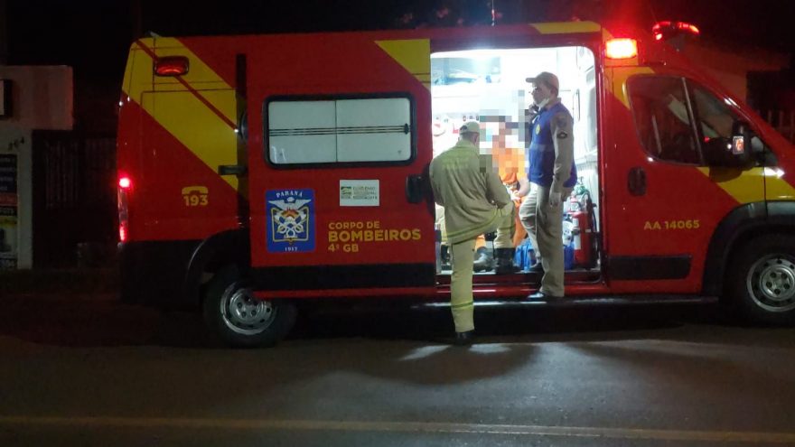 Homem cai do caminhão de lixo e fica ferido no Brasmadeira