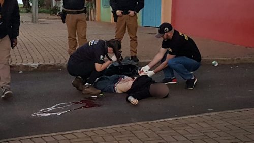 Imagens fortes: Conforme Polícia Científica, vítima de homicídio tem 69 quilos e 1,64 metro