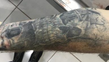 Imagem referente a DH divulga tatuagens de homem assassinado no Esmeralda para que familiares possam identificá-lo