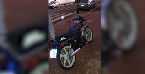 Motocicleta Honda placa AAQ-4198 foi furtada no Brasília