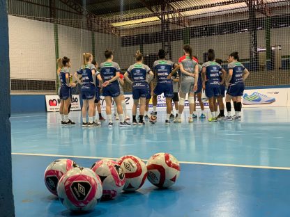 Stein Cascavel se prepara para estrear na Liga Feminina de Futsal