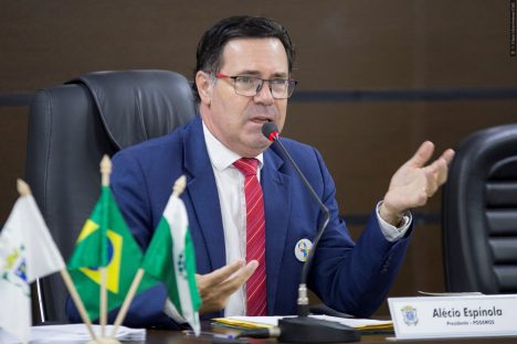 Alécio propõe a instalação de detectores de metal nas escolas