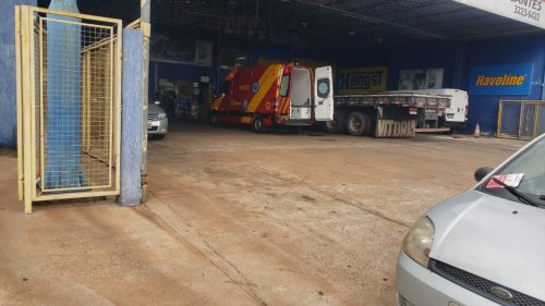 Trabalhador fratura a clavícula após cair de uma altura de mais de 2 metros