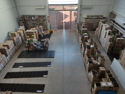 Polícia Civil e Vigilância Sanitária fiscalizam depósito de suplementos em Cascavel