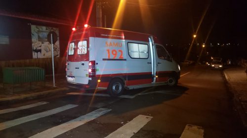 Motociclista fica ferida em acidente no Guarujá