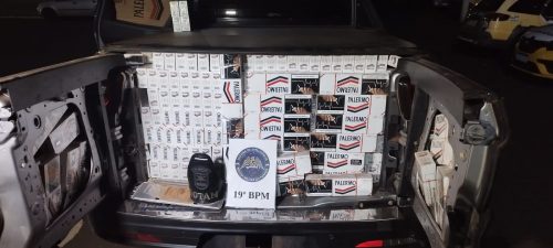 Após perseguição, PM apreende carro carregado com cigarros e encaminha à RF de Cascavel
