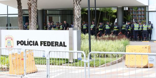 Bolsonaro depõe à PF por três horas sobre joias sauditas