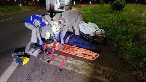 Homem sofre lesão na lombar em possível atropelamento na BR-467