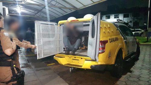 Homem é preso com pistola na cinta no interior de Guaraniaçu