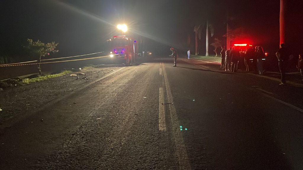 Homem morre em colisão frontal entre motocicleta e caminhonete em Santa Helena