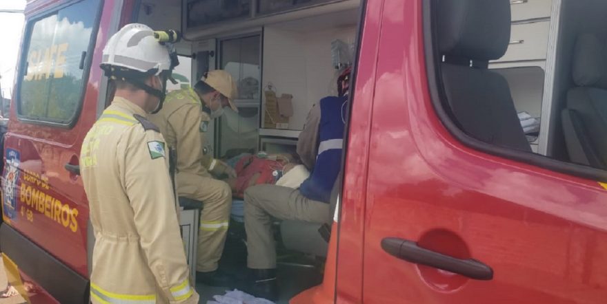 Capacete escapa e mulher sofre contusão no crânio após acidente no Interlagos